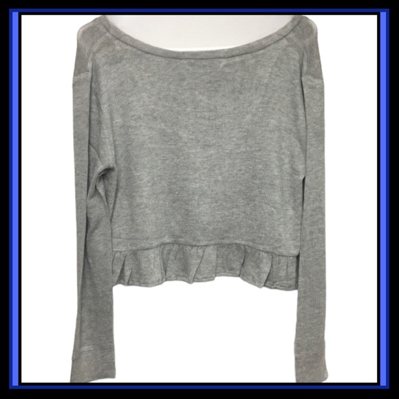 NWT BB DAKOTA NWT Grey Crop-Ruffled hem light weight thermal Knit Top S - Picture 3 of 9
